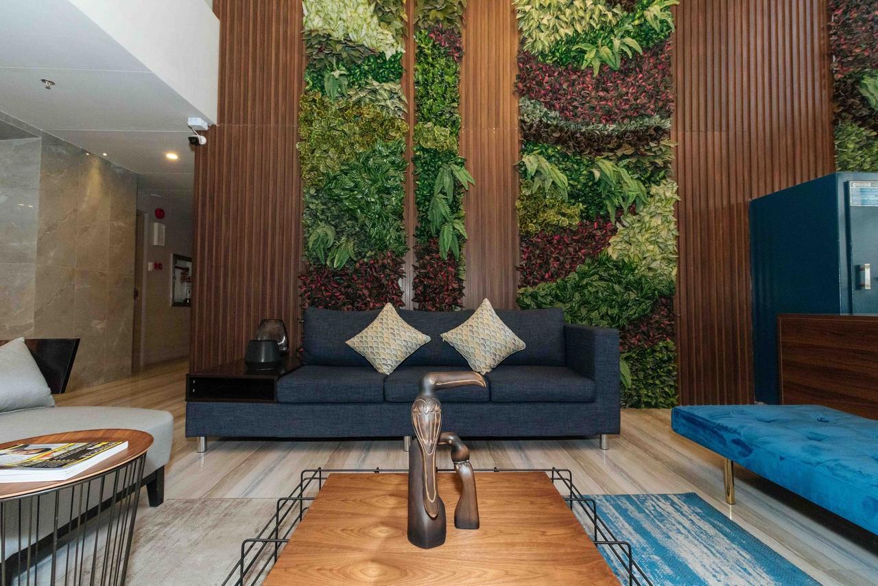 Reddoorz Premium Near Ust Hospital 4*