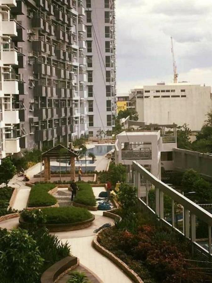 4q Tower D Manhanttan Heights Cubao Qc Manila