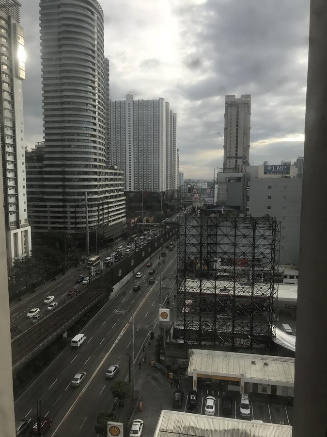 Apartment Rtci Homes Edsa-mandaluyong Manila