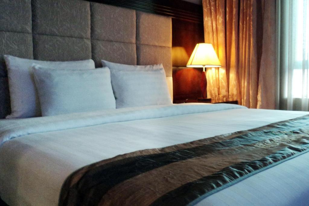 M Chereville Hotel 2*