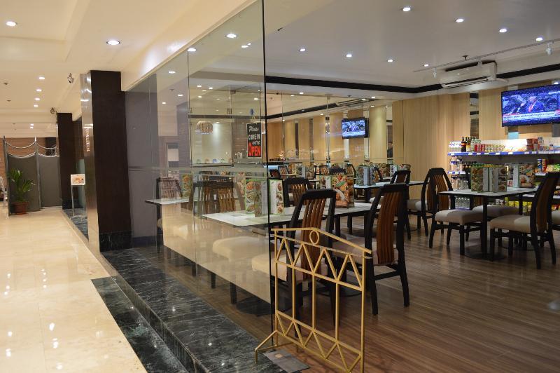 Executive Plaza Hotel 3*