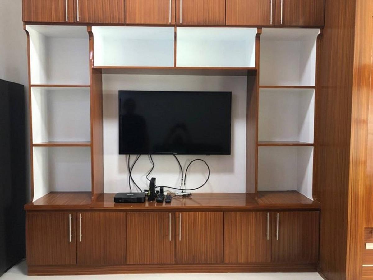 Stays At Residences 1 Bedroom With Complimentary Breakfast For 2 * Manila