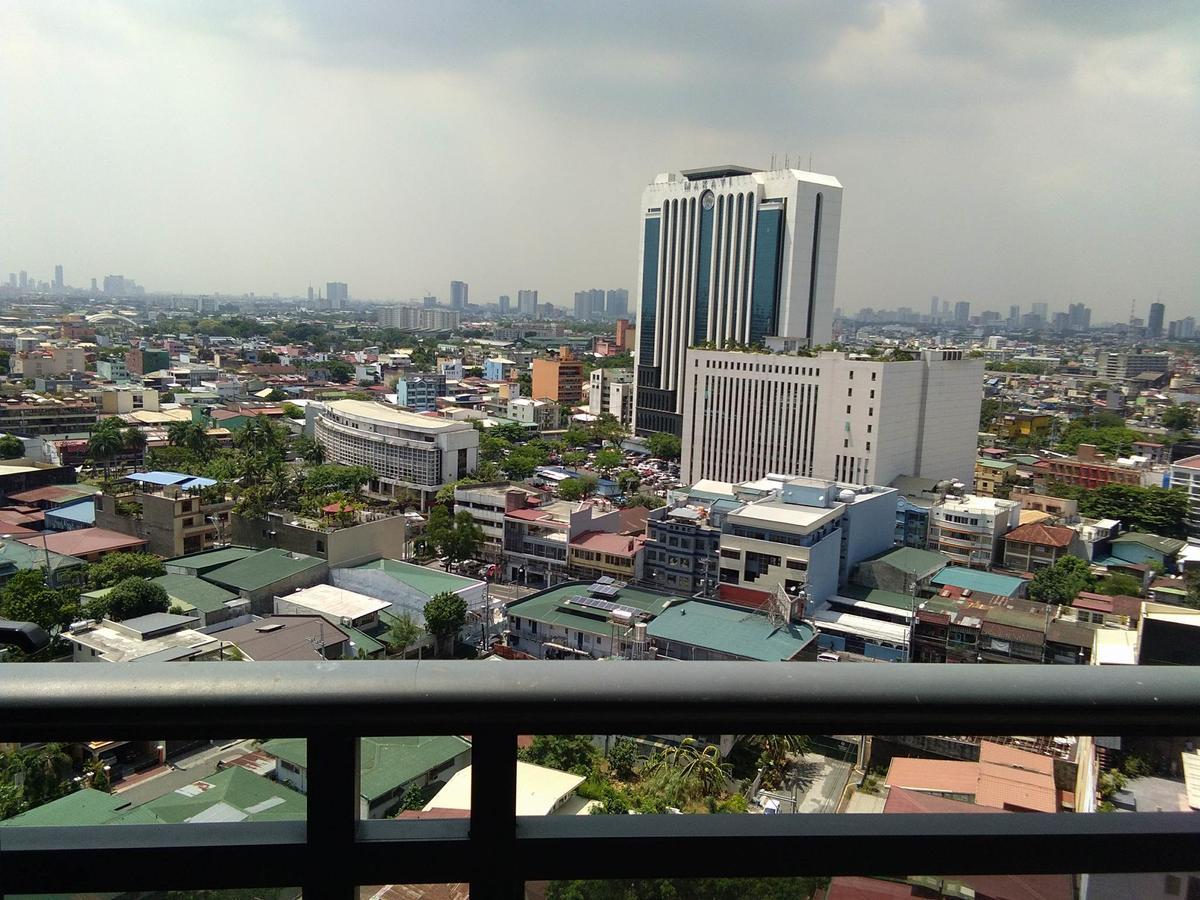 Seven Doors Apartment In Knightsbridge Residences Makati * Manila