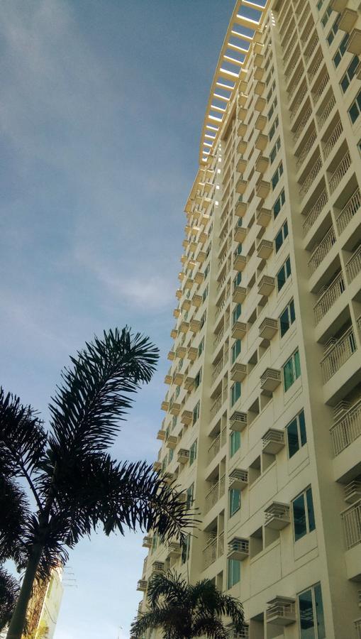 In Alabang - Style Condominium Apartamento *