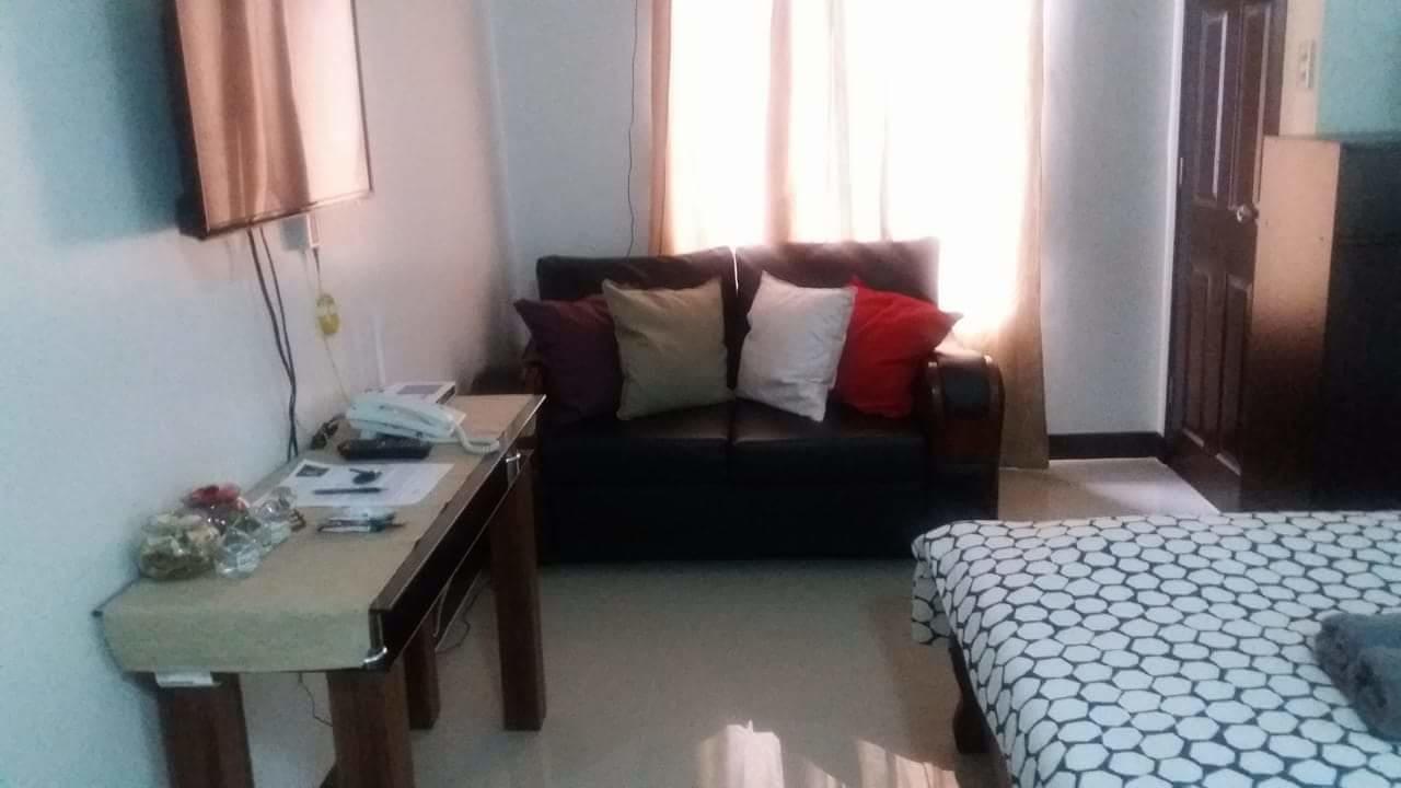 Jl Suites * Manila