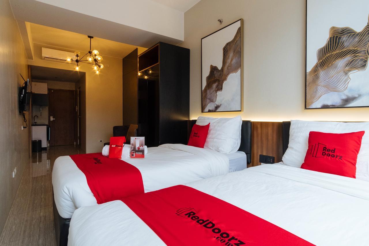 Reddoorz Premium Near Ust Hospital 4*