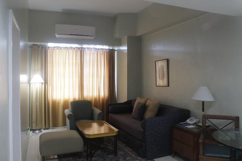 Pearl Manila