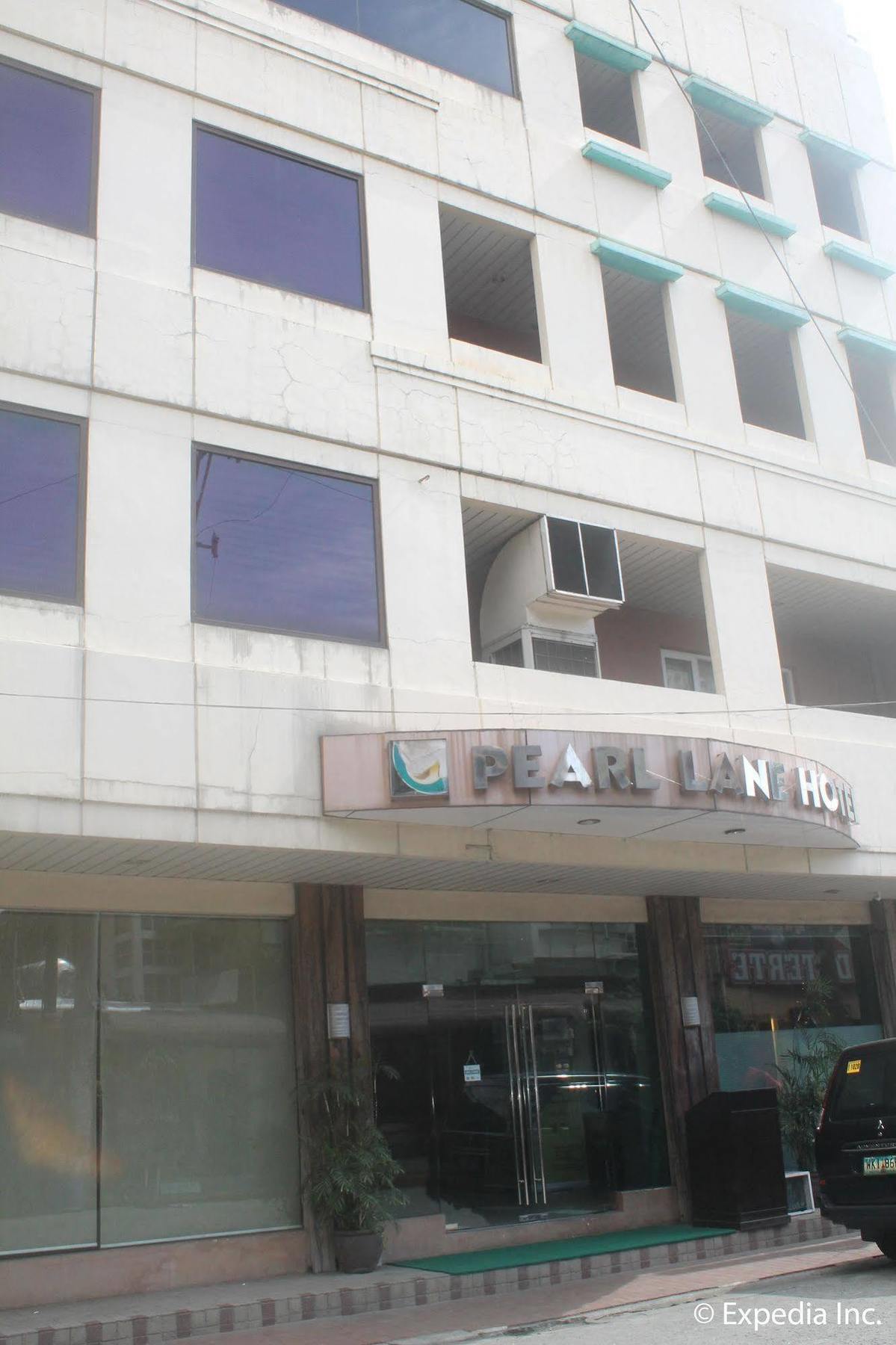 Pearl Lane Hotel 2*