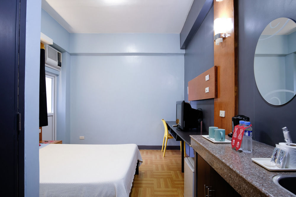 Hotel Zen Basic Quirino Station Manila