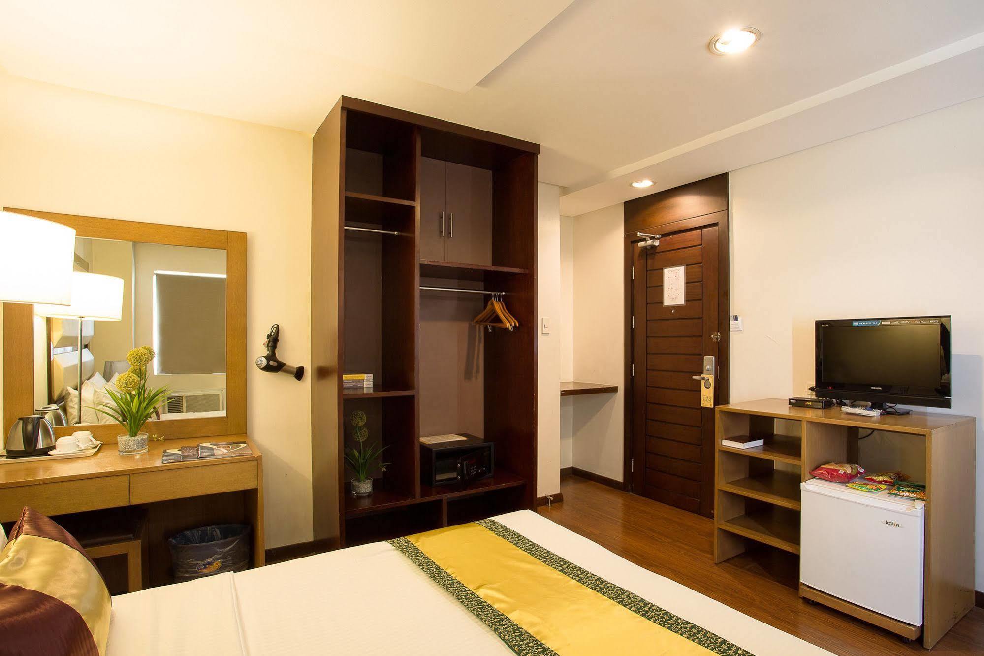 Vieve 2* Manila