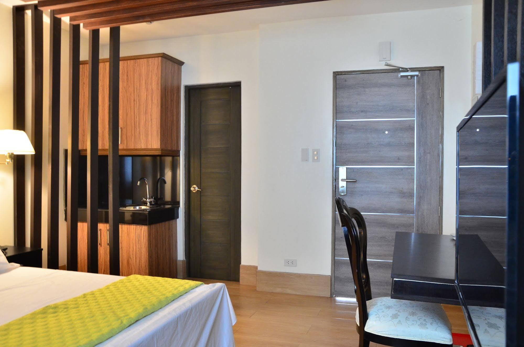 Oriental Zen Aparthotel 3*