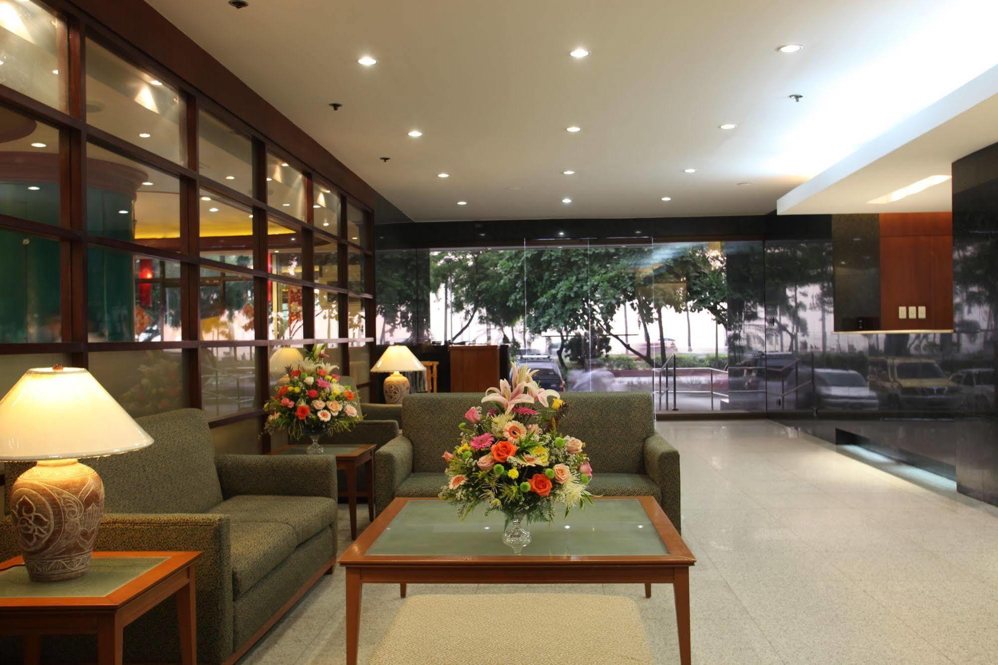 Hotel Sunny Bay Manila