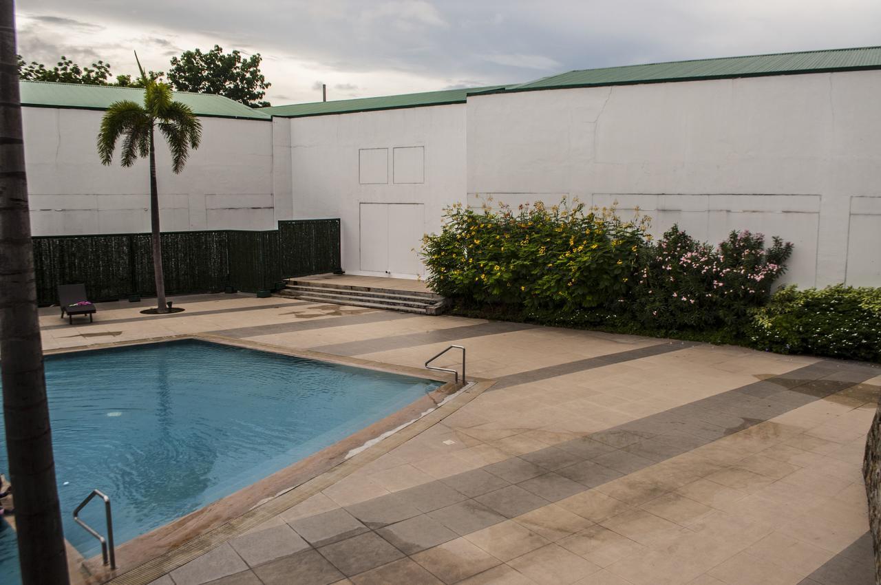 Apartment Titan 2011 At The Levels Alabang *