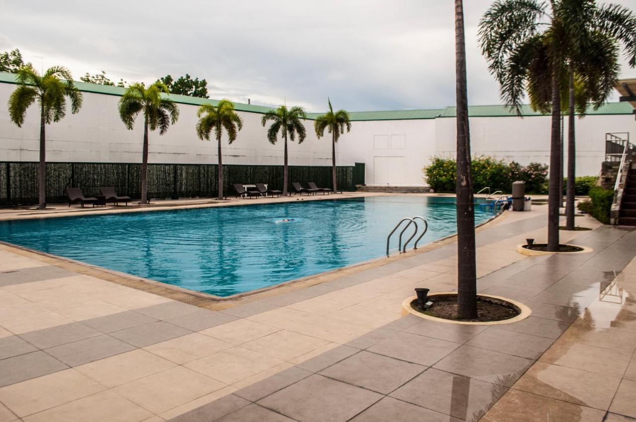 Apartment Titan 2011 At The Levels Alabang