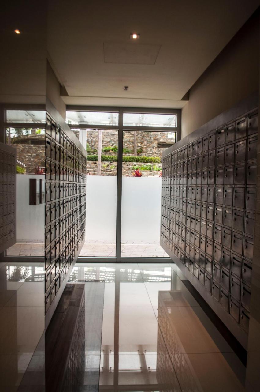 Titan 2011 At The Levels Alabang Apartment *