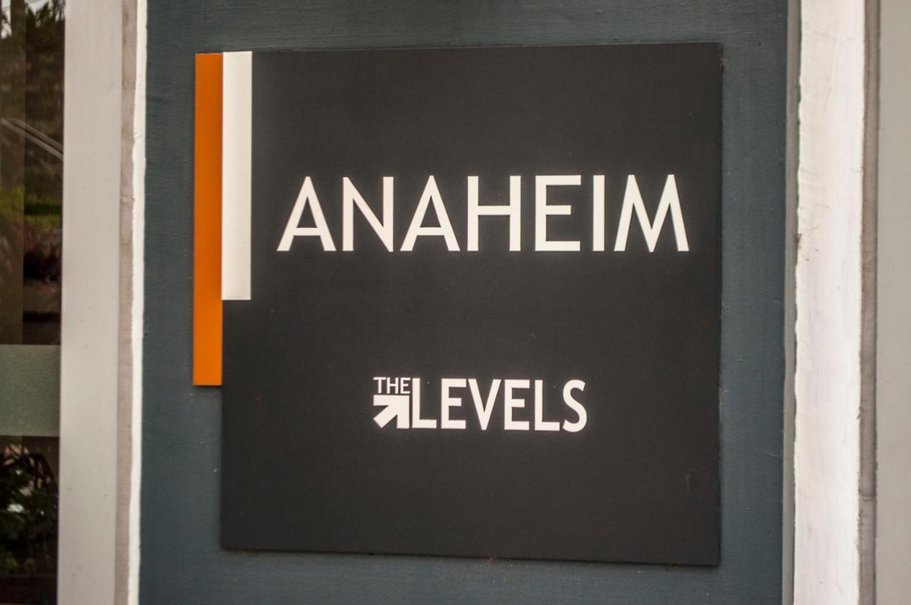 Apartment Titan 2011 At The Levels Alabang *