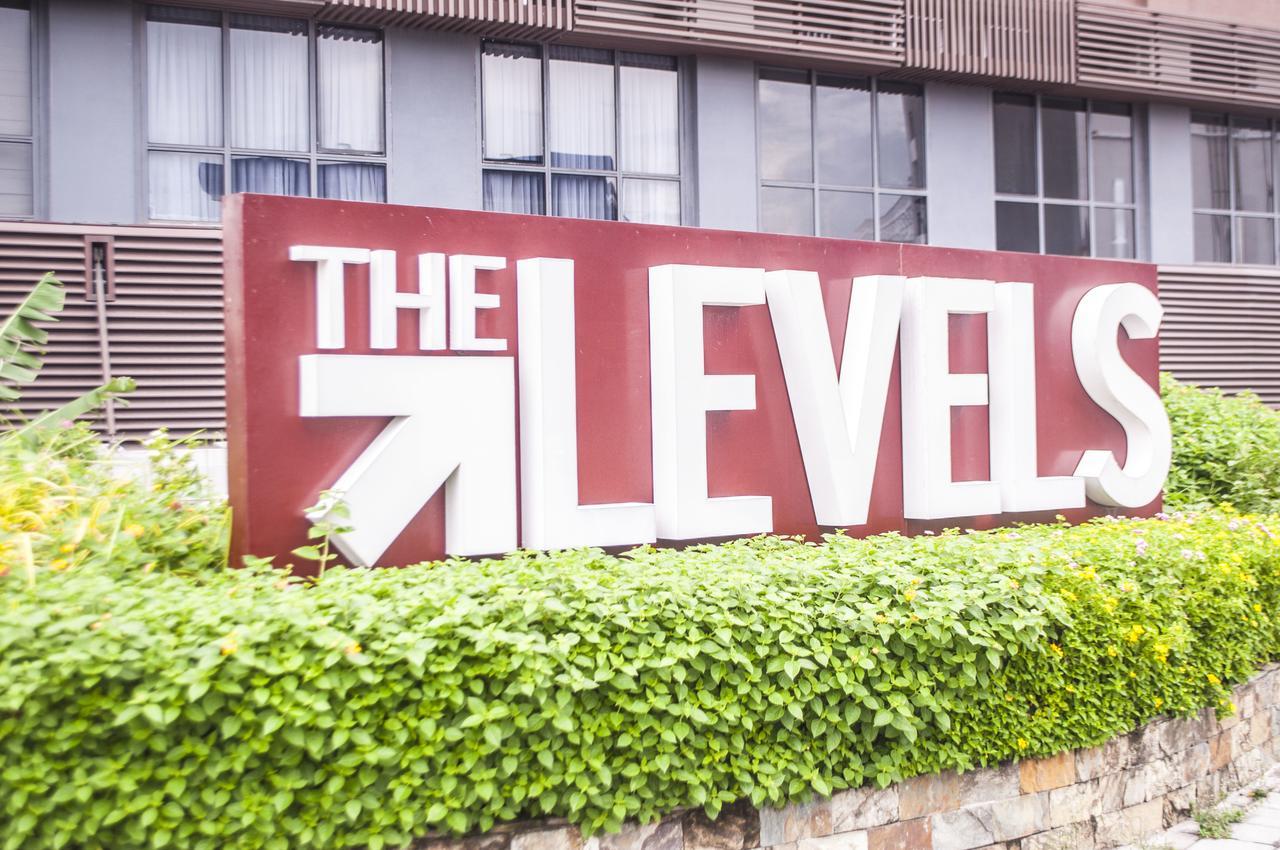 Apartment Titan 2011 At The Levels Alabang *