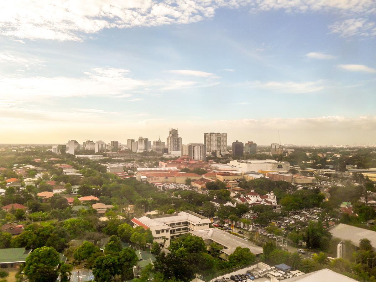 Titan 2011 At The Levels Alabang Apartment *