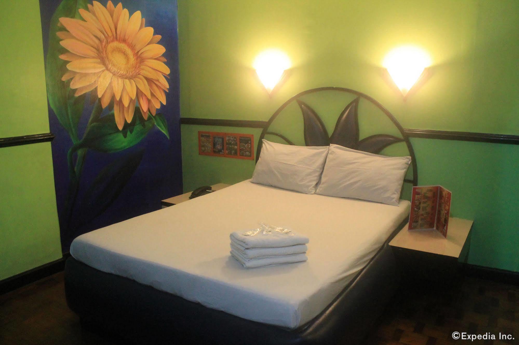 Hotel Halina Drive In Hotel-sta Mesa
