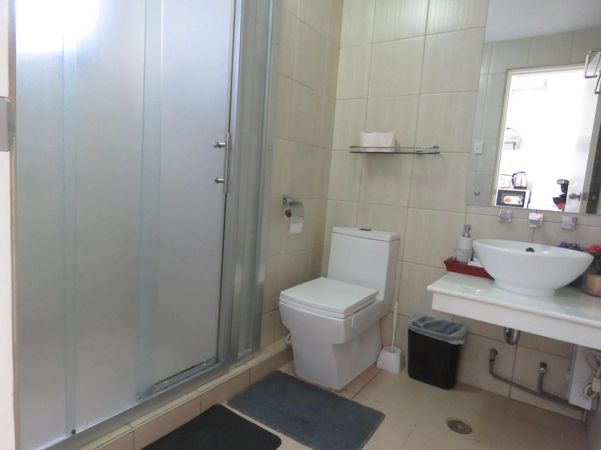 Apartment Bayview Designers Manila