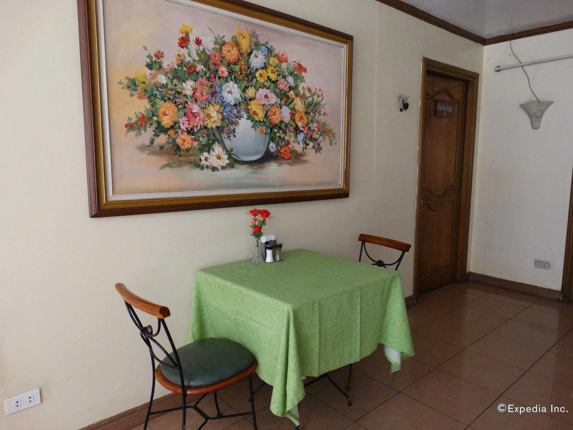 Rosas Garden Hotel 2*