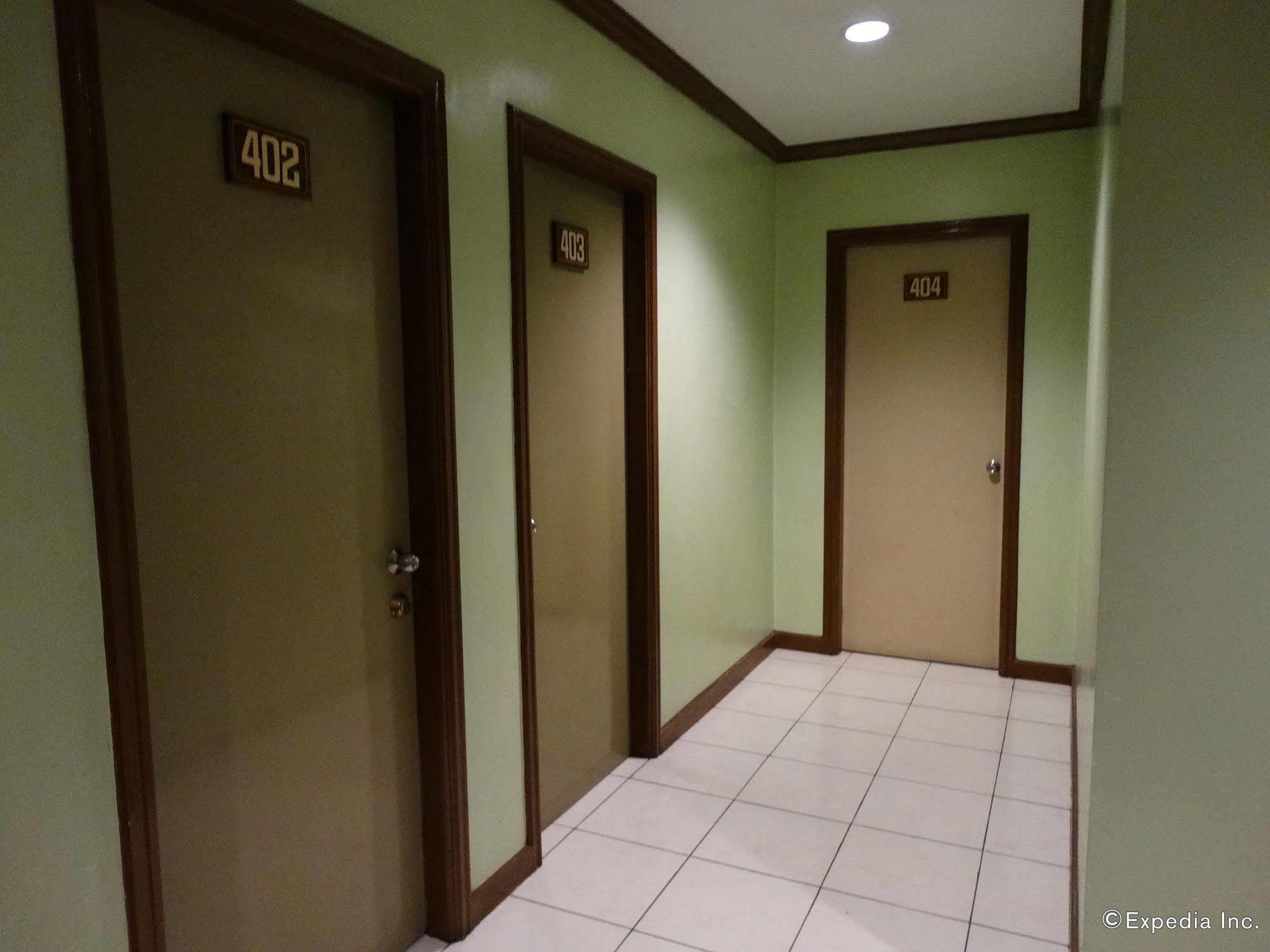 Rosas Garden Hotel Manila