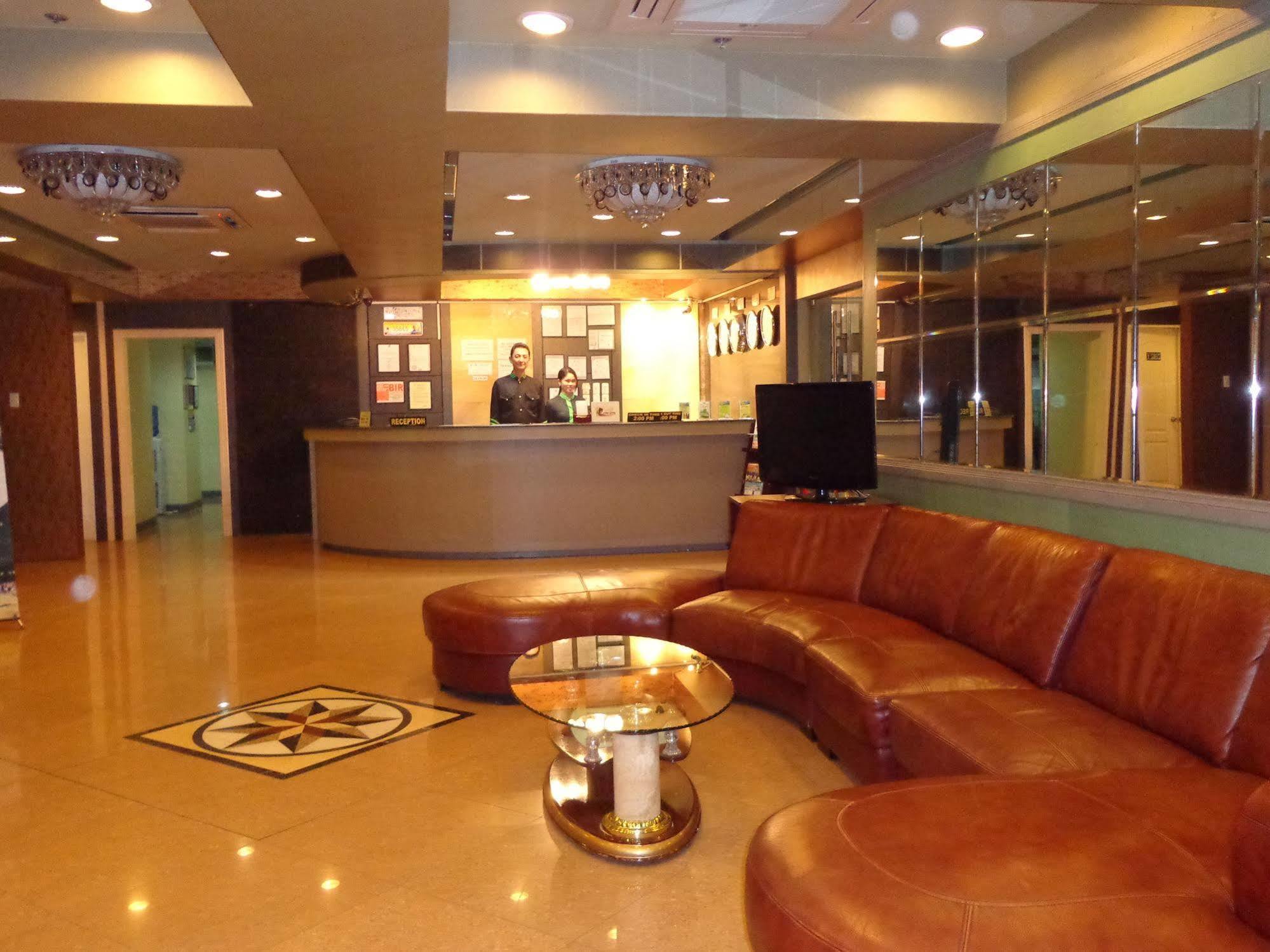 M Chereville Hotel 2*