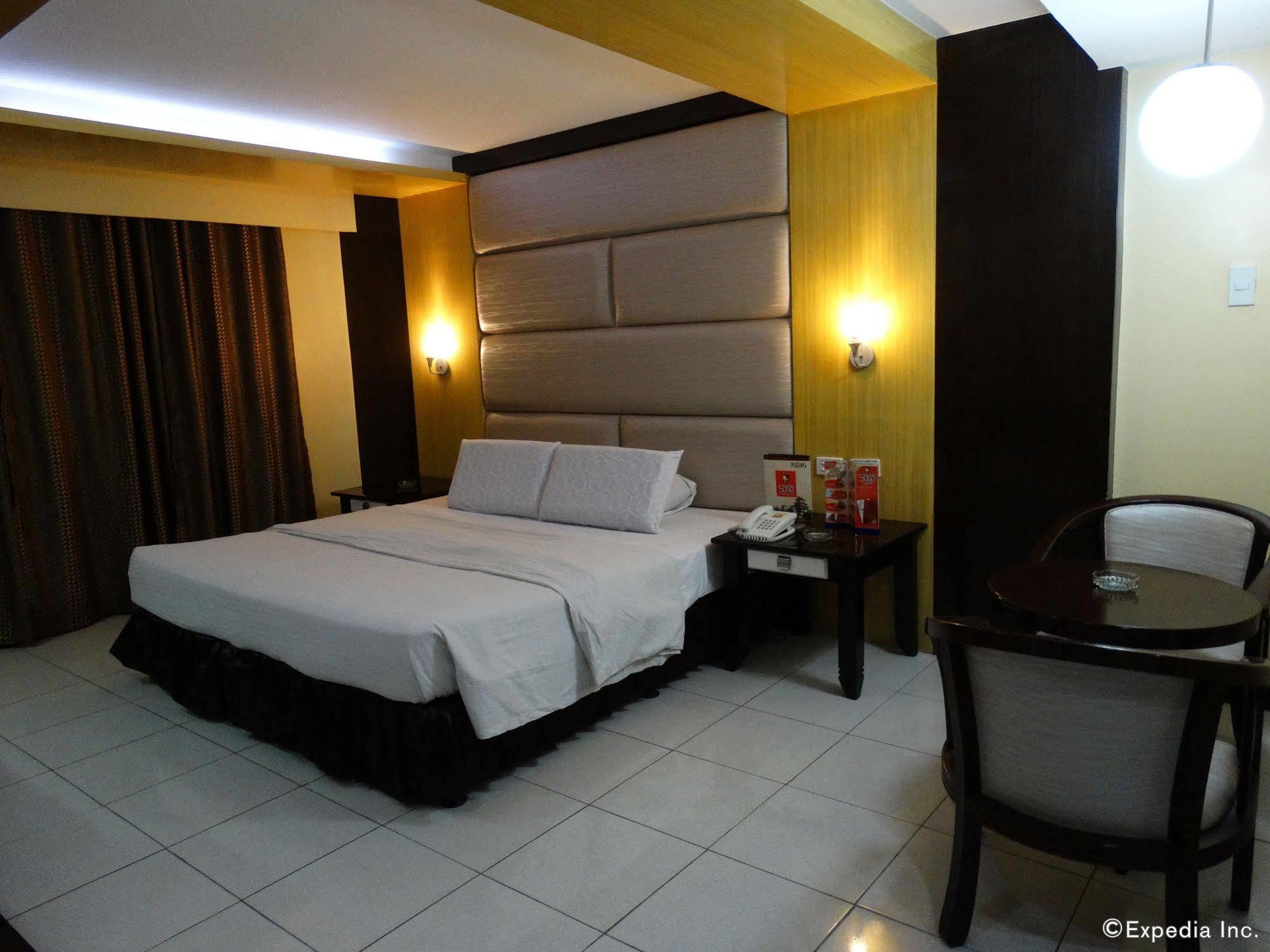 Hotel Sogo Malate 3*