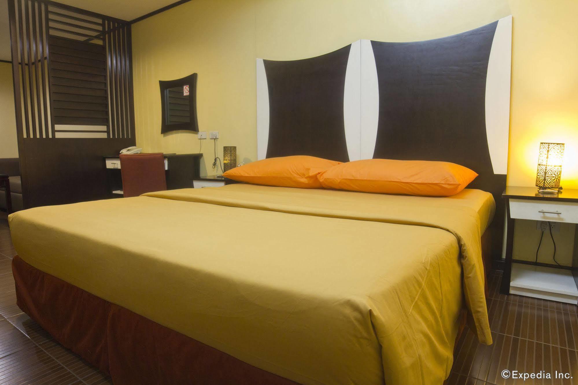 Hotel Casa Bocobo 2*