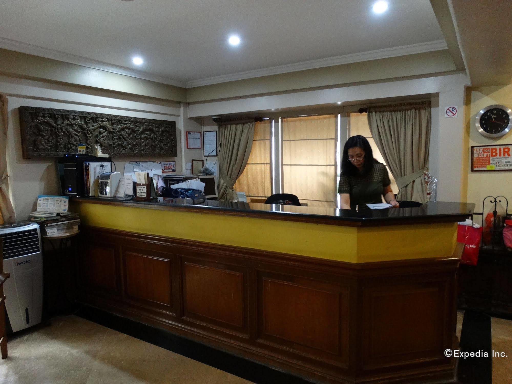 Aparthotel Ralph Anthony 2*