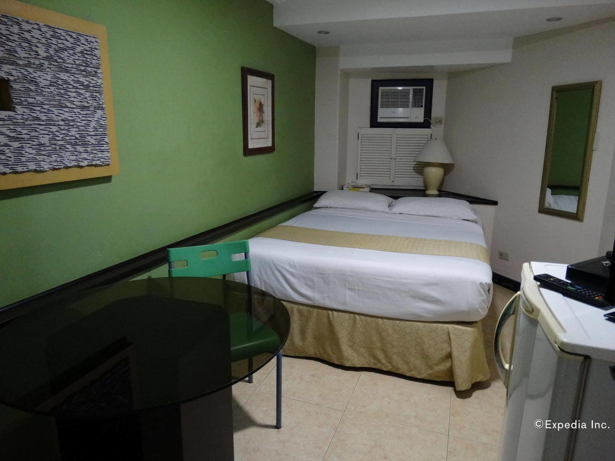 Aparthotel Ralph Anthony 2*