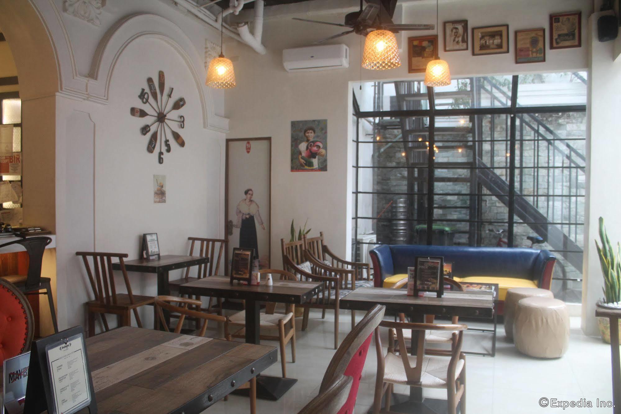 Tambayan Capsule & Bar