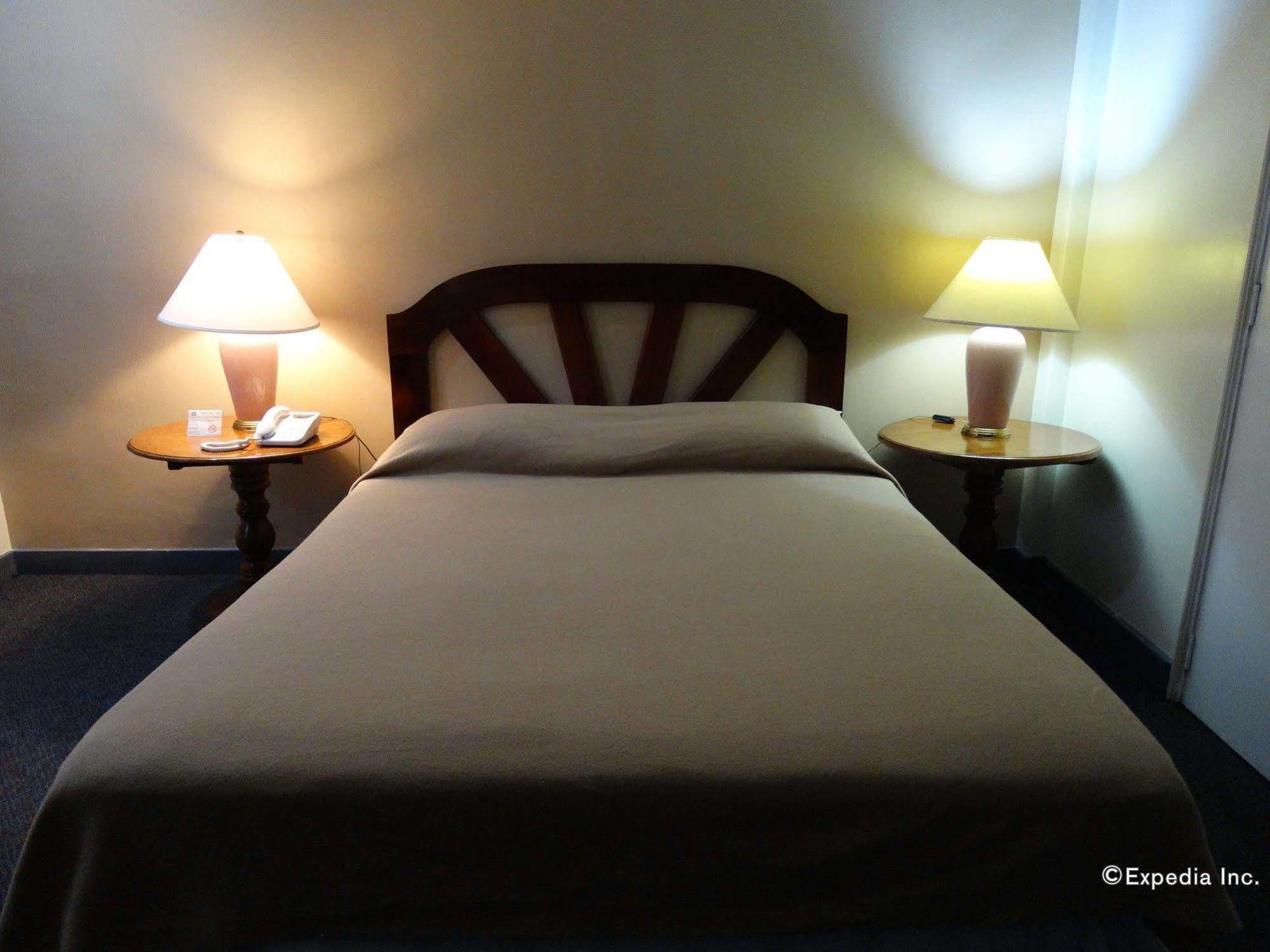 Adriatico Arms Hotel Manila