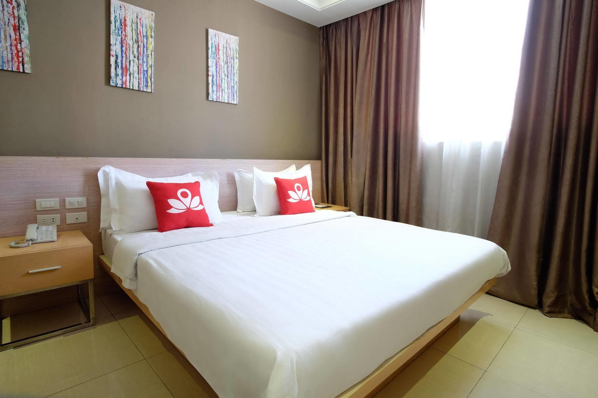 Hotel Zen Premium Dela Chambre Hotel Manila 3*