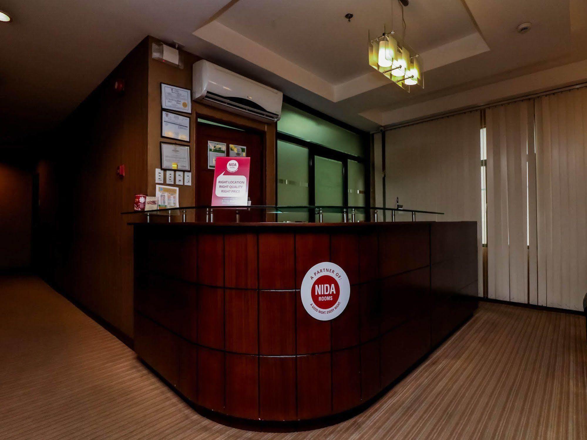 Nida Malate Tutuban Center Hotel 2*