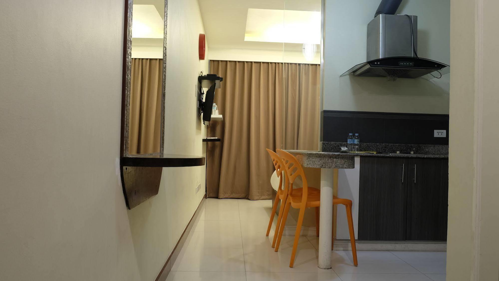 Hotel Zen Malate Robinsons 3*