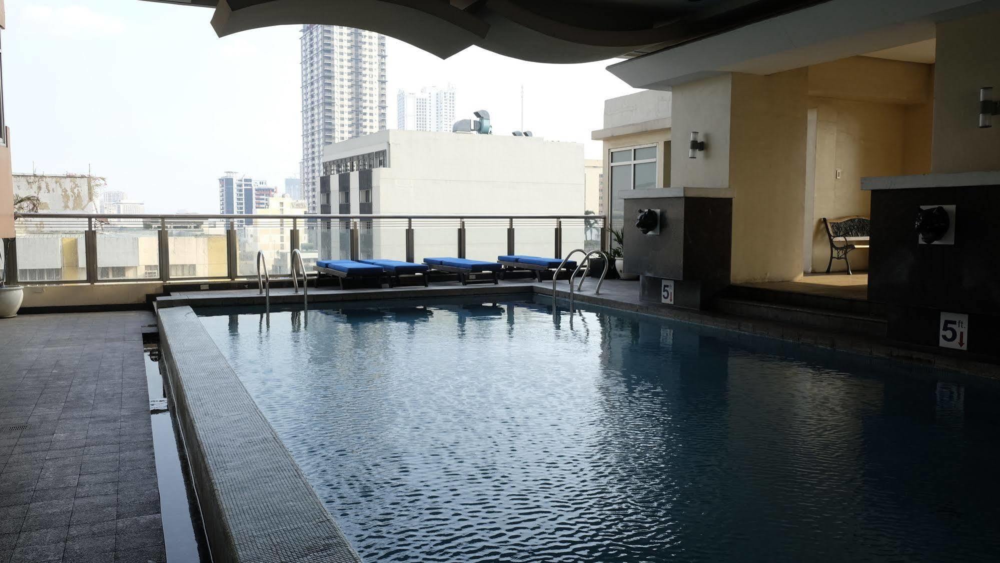 Zen Malate Robinsons Hotel 3*