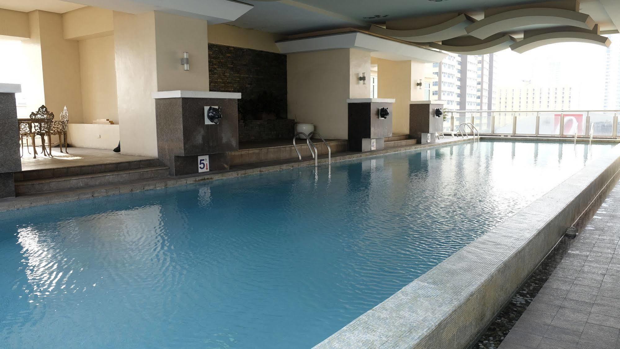 Zen Malate Robinsons Hotel 3*