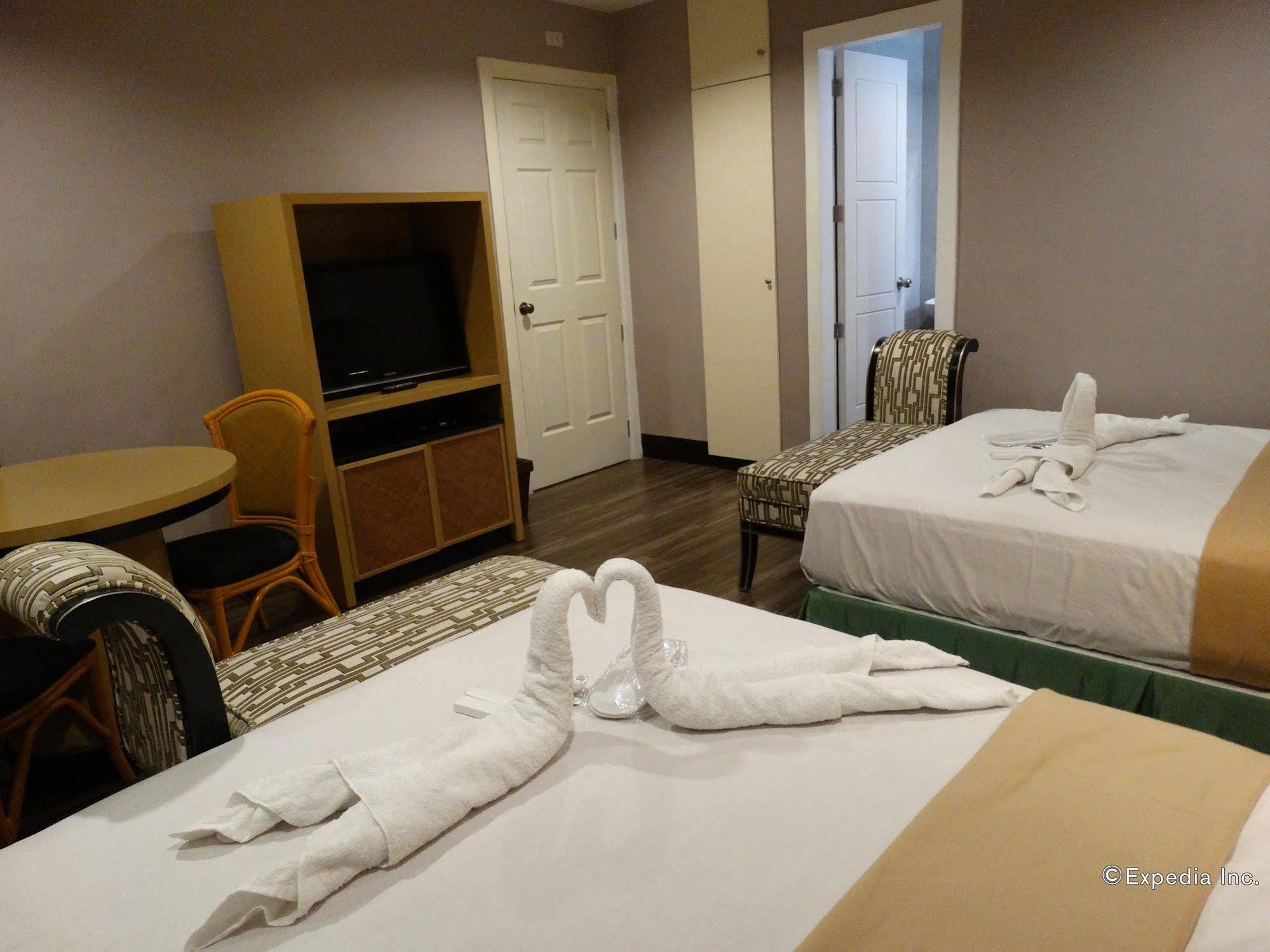 The Windy Ridge Hotel 2*