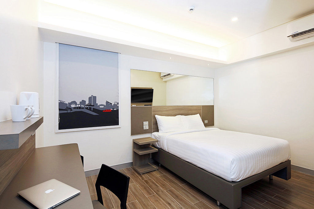 Red Planet Binondo Hotel 3*