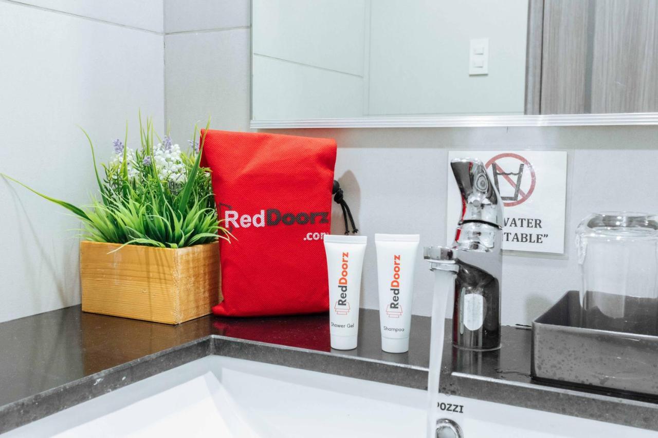 Reddoorz Premium Near Ateneo Katipunan 4* Manila