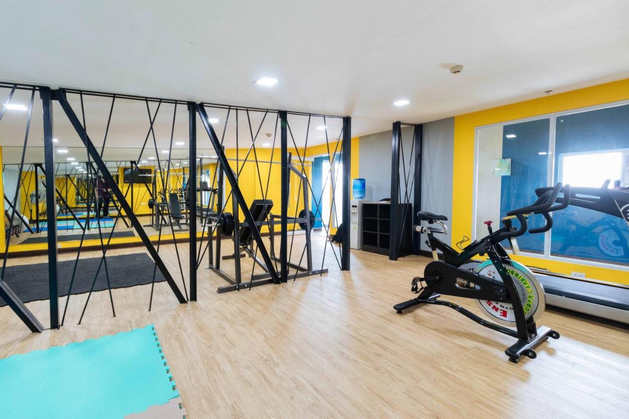 Reddoorz Premium Near Ateneo Katipunan Hotel