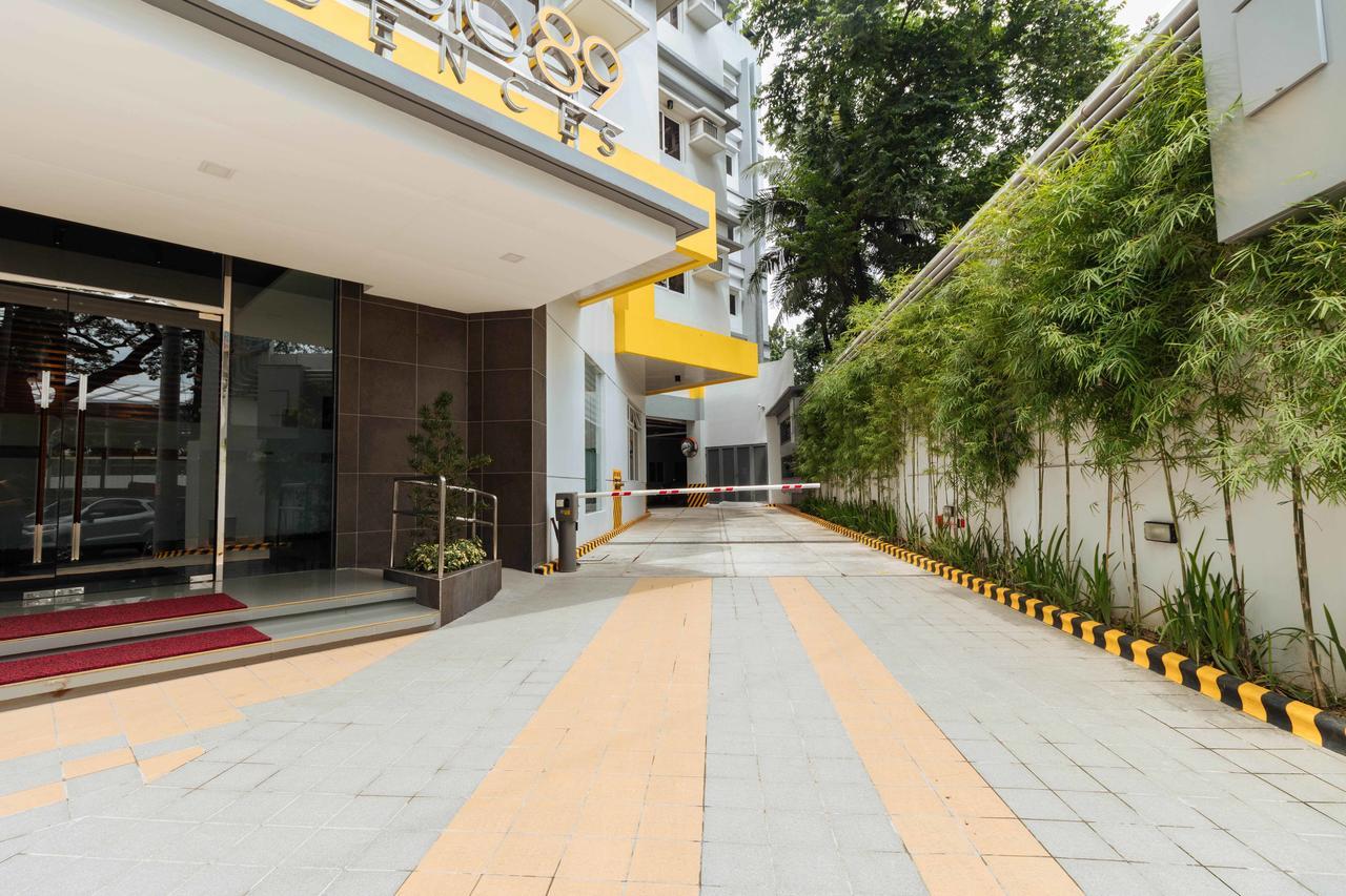Reddoorz Premium Near Ateneo Katipunan 4*