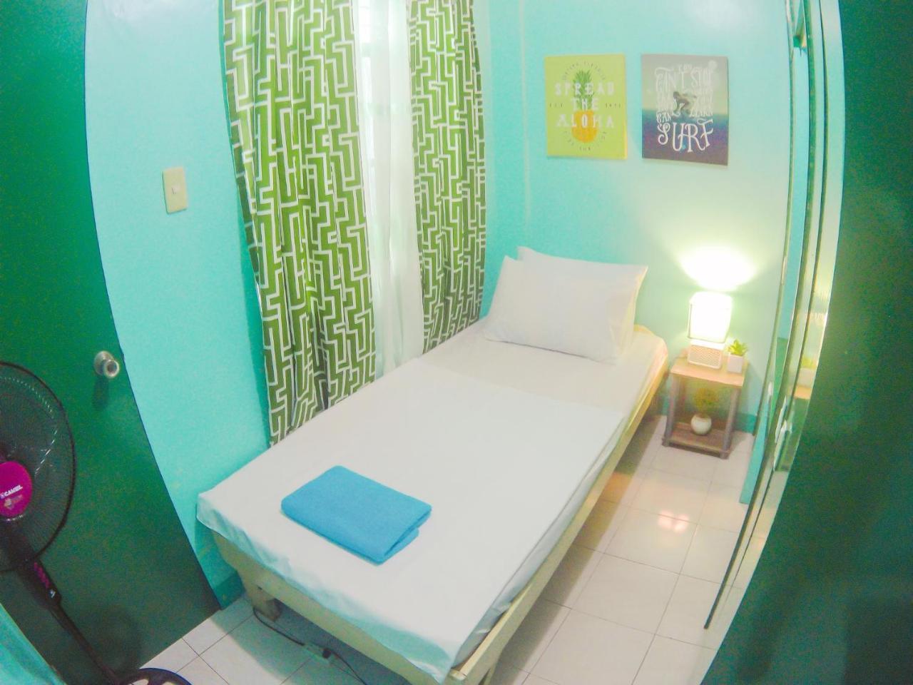 Backpackers - Nomadsmnl * Manila
