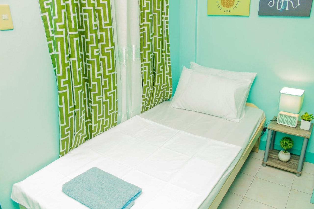 Backpackers - Nomadsmnl *