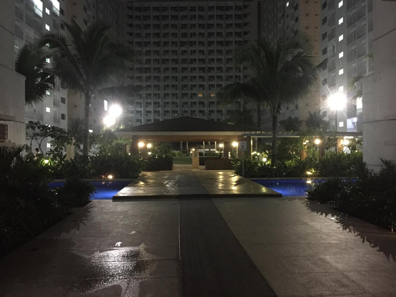 Shore Residences Condominium * Manila