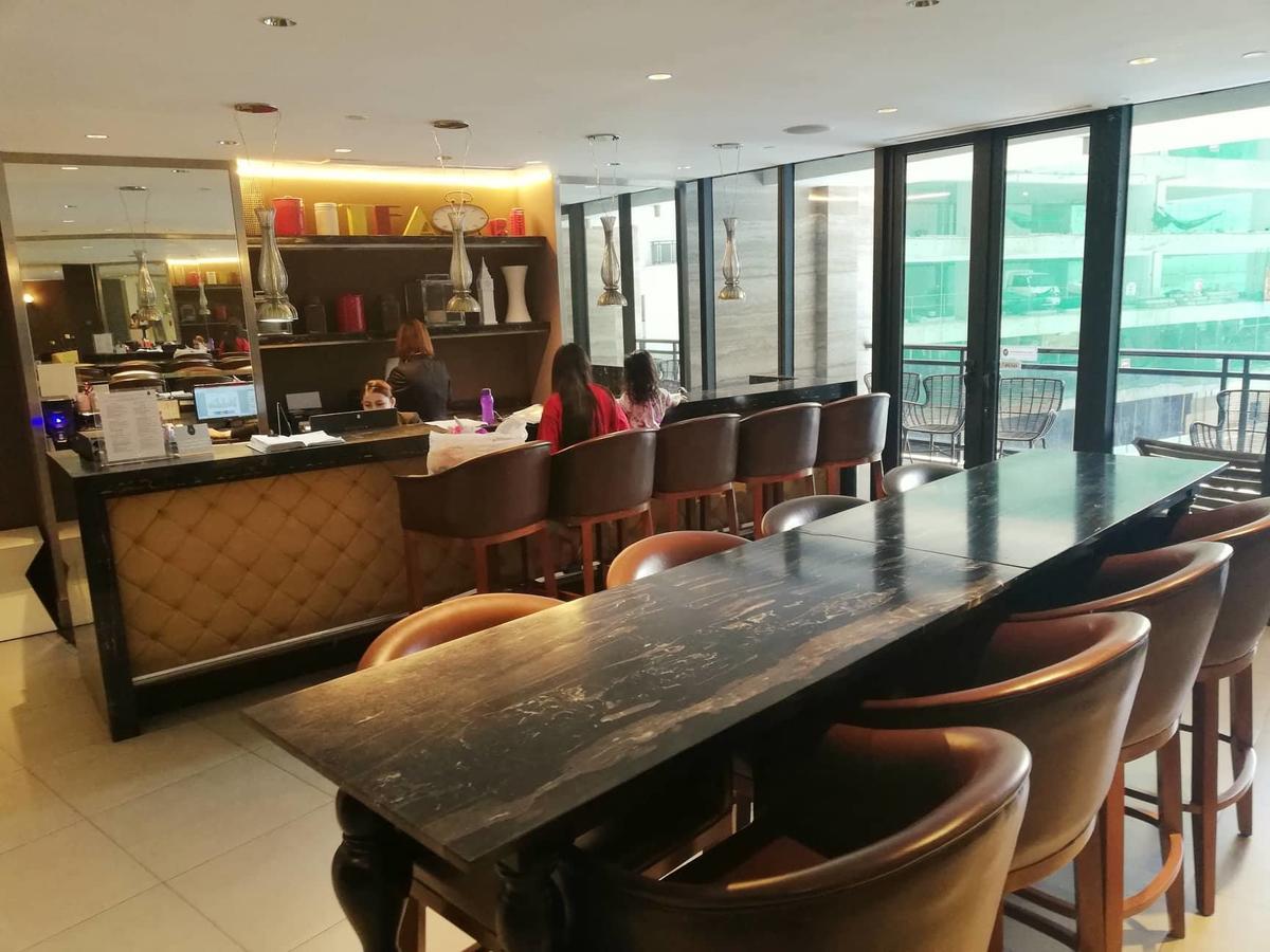 Seven Doors Apartment In Knightsbridge Residences Makati * Manila
