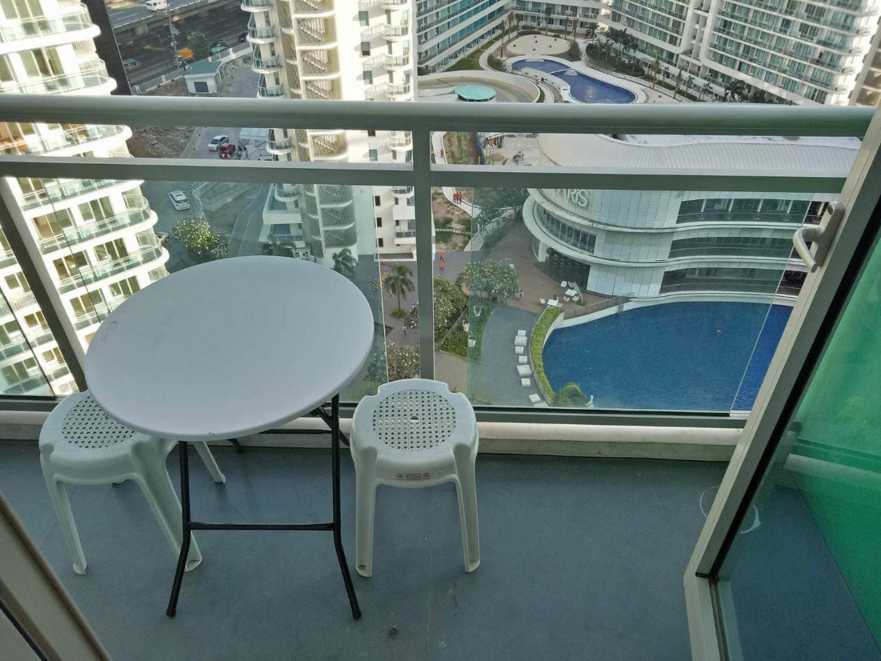 Azure Urban Tinoyshome Manila