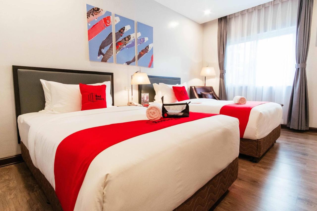 Reddoorz Premium Near Ateneo Katipunan Hotel
