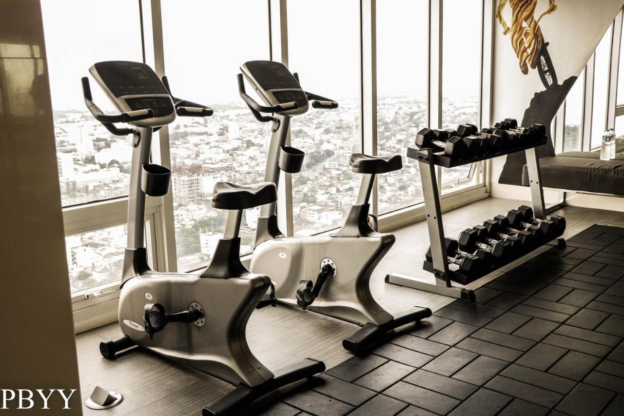 Green Residences 1bedroom Condotel In Metro Free Breakfast For 2 Apartment *